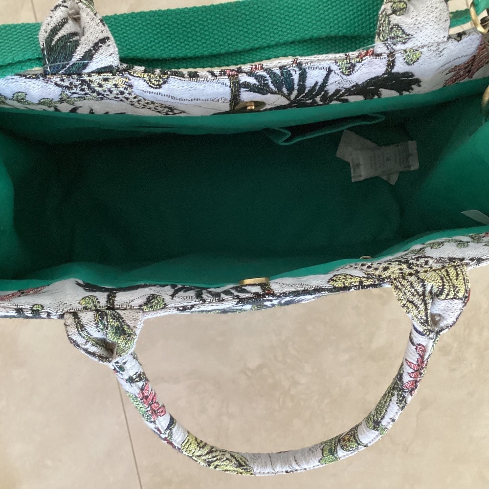 America & Beyond African Safari Embellished Beaded Limited Edition Tote Bag - Picture 9 of 16